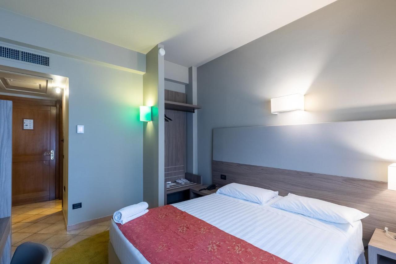 Hotel Sunflower Mailand Exterior foto
