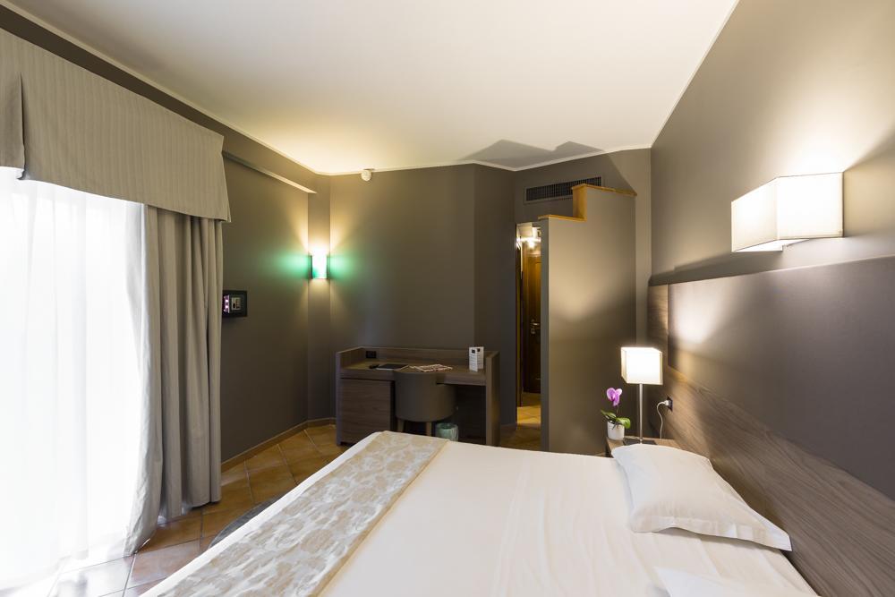 Hotel Sunflower Mailand Exterior foto